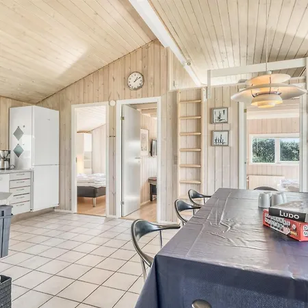 Holiday home Lillesol - 425m From The Sea By Interhome Hjorring